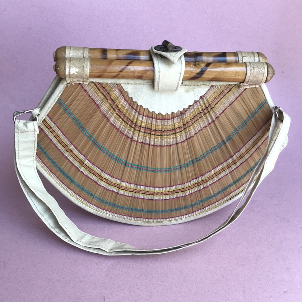 Vintage 50’s straw shell shaped bag - Picture 2 of 8